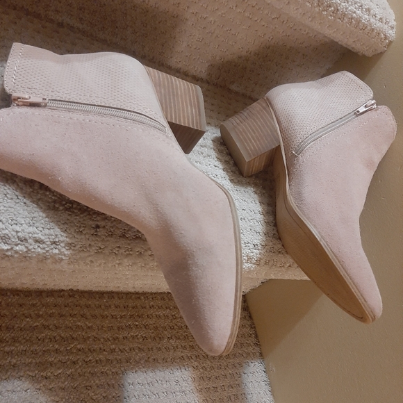 Aldo blush pink suede  Ankle boots pointed classic - Picture 3 of 12
